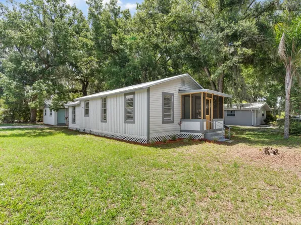 630 Nashua Ave N, Fort Meade, FL 33841