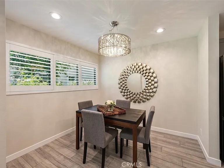 4642 Park Granada — Photo 20