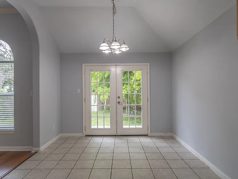 8214 Cornerwood Dr — Photo 5