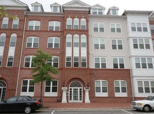 4950 Brenman Park Dr APT 202, Alexandria, VA 22304