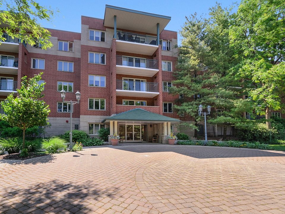 1st image of 3950 W Bryn Mawr Ave APT 310