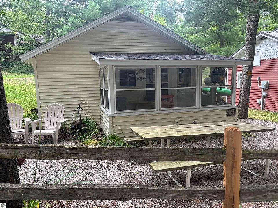 1st image of 2315 Barbeau Dr