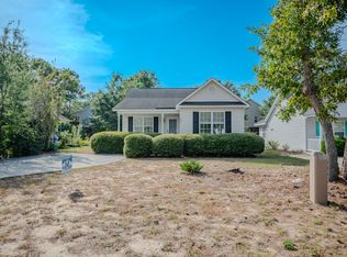 123 NE 6th St, Oak Island, NC 28465