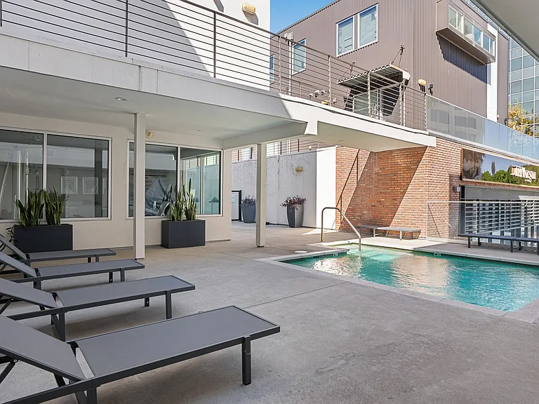 16300 Ventura Blvd #209 — Photo 17