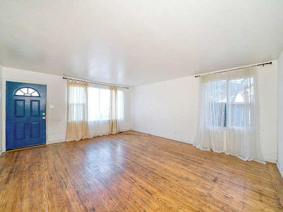 3rd image of 111 Daphne Way