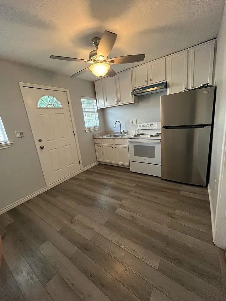 1 bed, 500 sqft, $800 — Photo 1