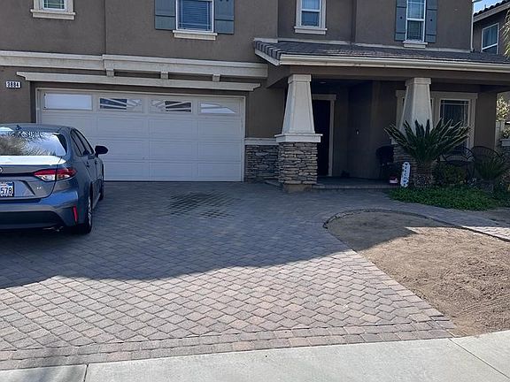 3rd image of 3884 Akina Ave