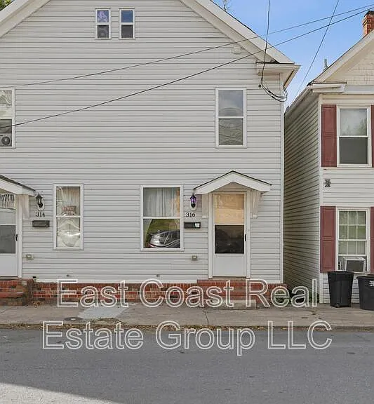 316 N High St — Photo 3