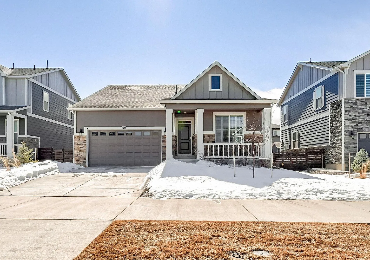 4 Bedroom single family Ranch (Conner) home in Aurora — Photo 1
