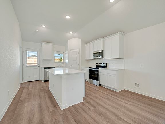 3rd image of 4251 Winston Way