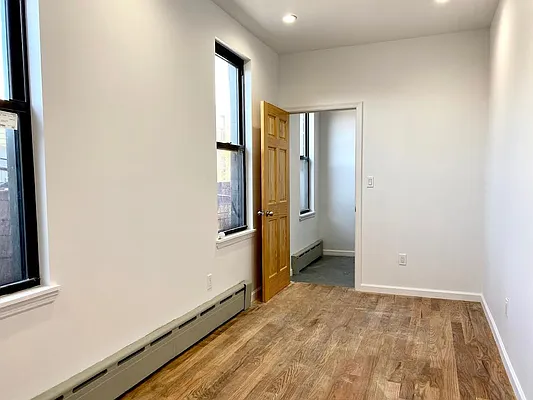 Rented by Parlor Real Estate Corp | media 17