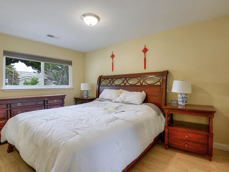 Guest room #1