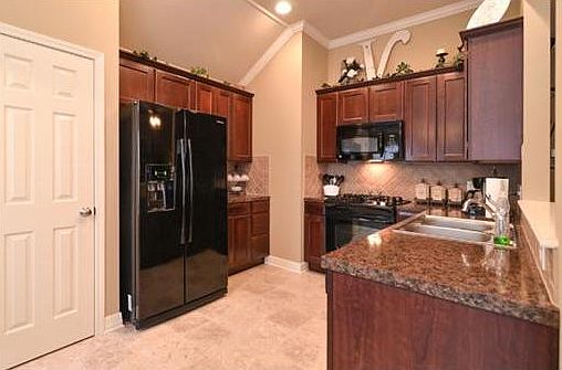 3rd image of 3512 Grand Cane Ln