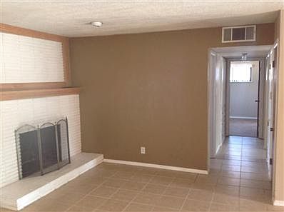 5th image of 1217 Kentucky St NE
