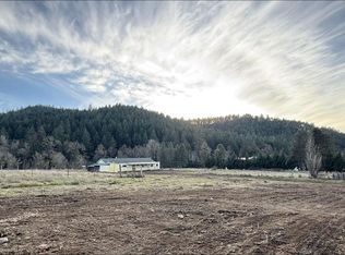1065 Panther Gulch Rd, WILLIAMS, OR 97544