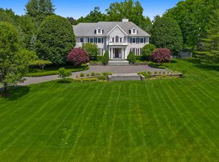 2 Henker Farm Ln, Bedford, NY 10506
