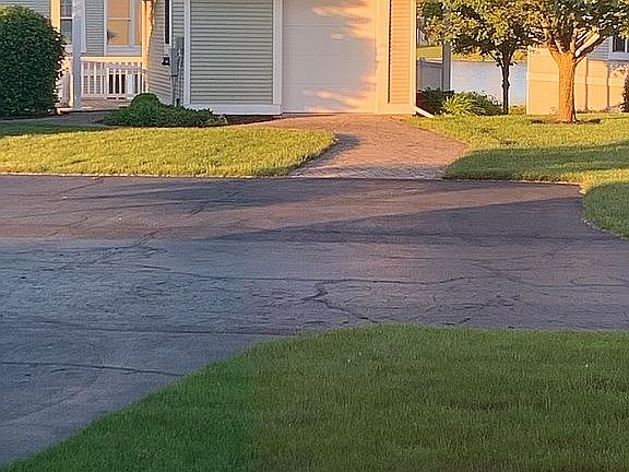 5th image of 1713 S Trillium Cir