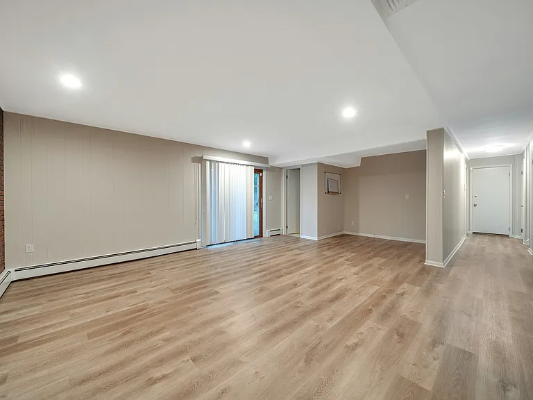 32 Rock Rd — Photo 29