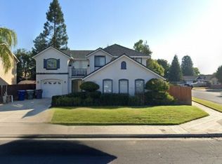 3437 Greenfield Ave, Clovis, CA 93611