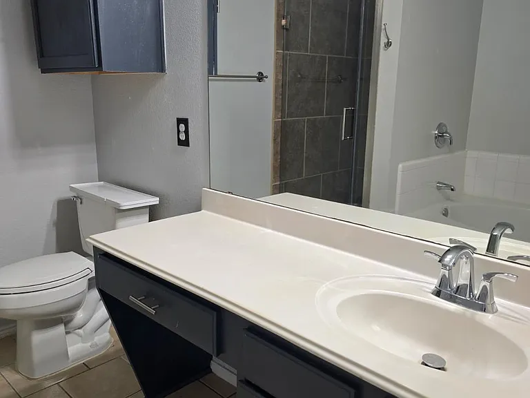 2837 Terrace Dr — Photo 14