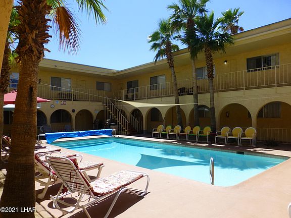 4th image of 2100 Swanson Ave #105