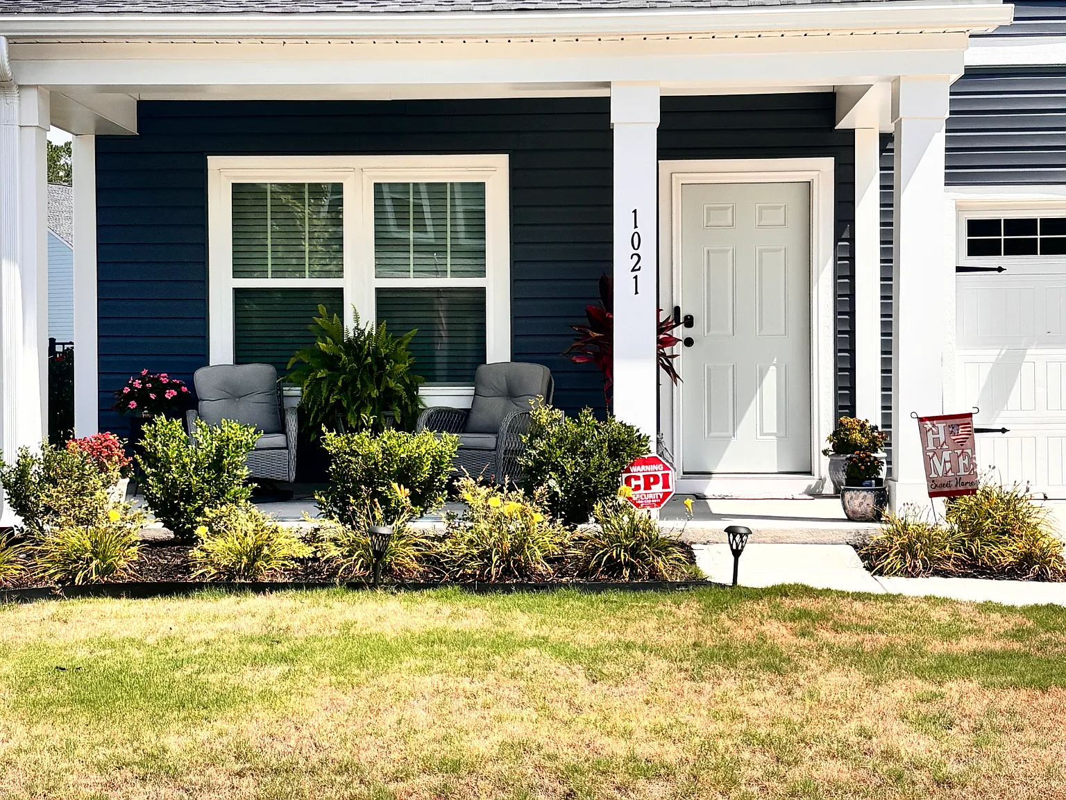3 bed, 2.5 bath, 2322 sqft, $4,495 — Photo 3