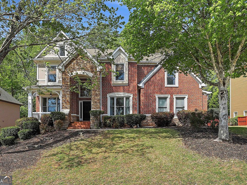 1st image of 40 Hidden Woods Ln