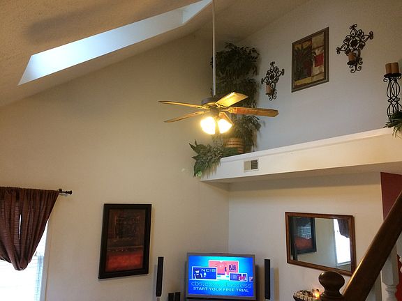 Lots of decorating options..go mom!