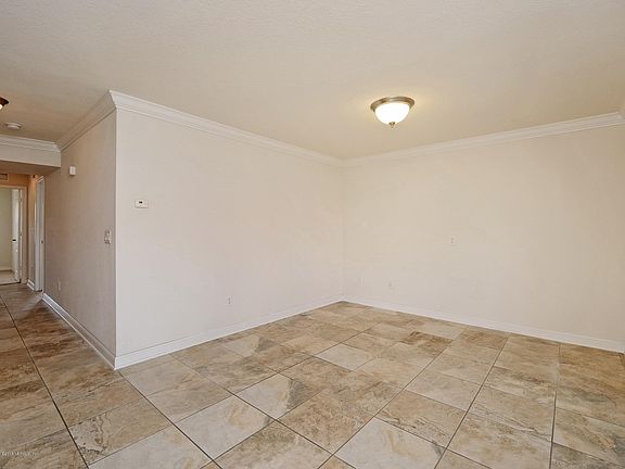4th image of 111 25TH Avenue S #M21