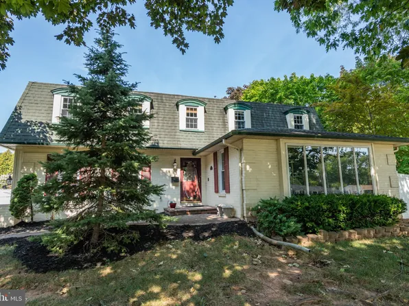 1701 Triumphe Way, Warrington, PA 18976