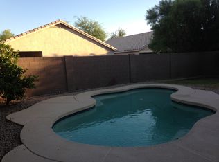 945 W Breckenridge Ave, Gilbert, AZ 85233