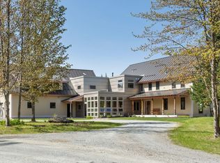 2150 County Rd, Peacham, VT 05862
