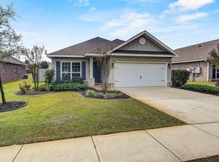 364 Whitman Way, Freeport, FL 32439