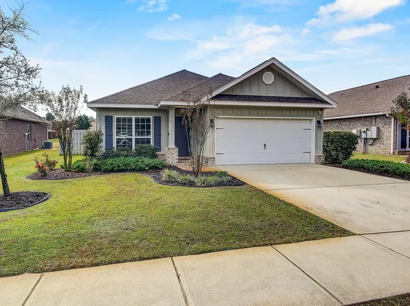 364 Whitman Way, Freeport, FL 32439