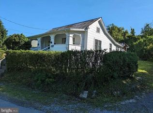 161 Drewery Ave, White Sulphur Springs, WV 24986