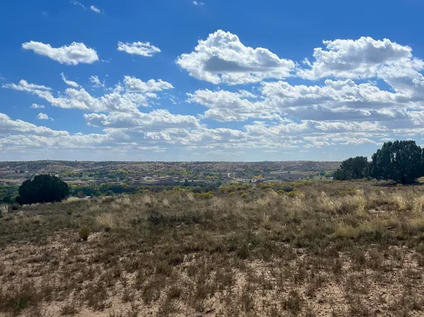 5 Road 3595, Flora Vista, NM 87415