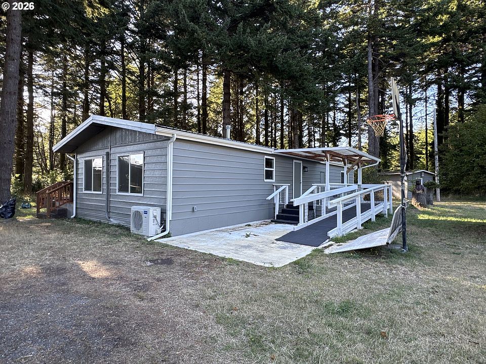 1st image of 44440 Finch Ln