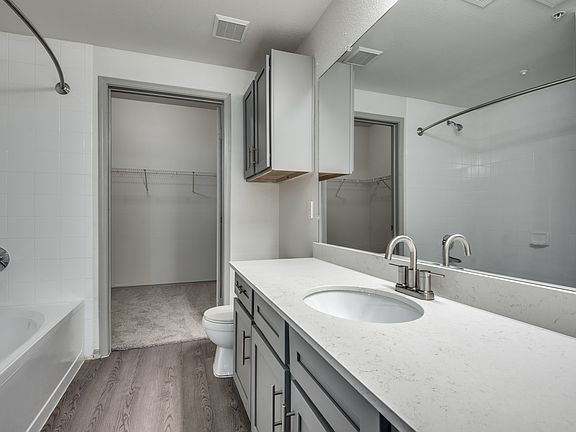 5th image of 701 Cowboys Pkwy #2027