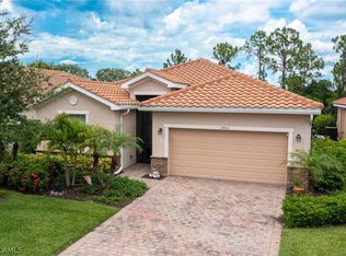 2461 Keystone Lake Dr, Cape Coral, FL 33909