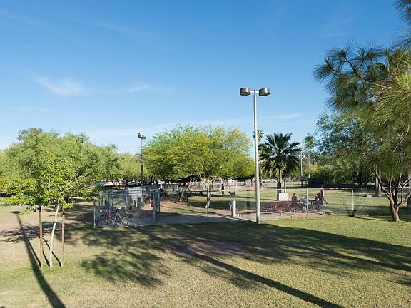 5th image of 700 E Mesquite Cir Unit J233