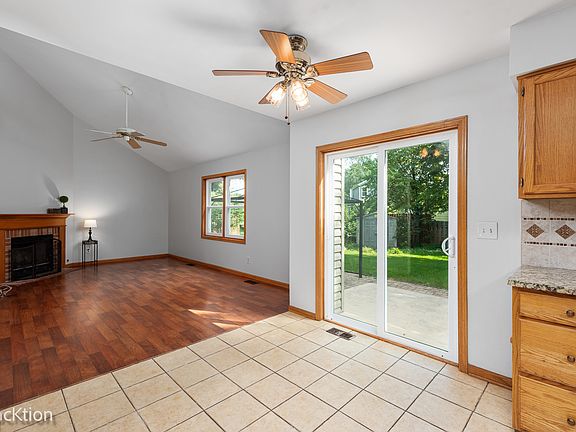 5th image of 3081 Barnstable Ct