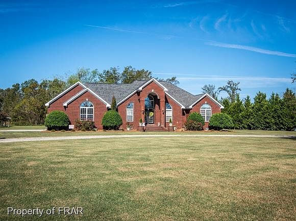 1st image of 63 Leann Dr