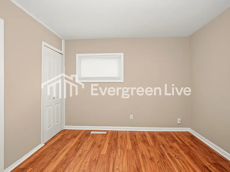 2417 Dawnlight Ave — Photo 12