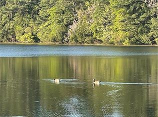 588AC Days Point Rd, Smithfield, VA 23430