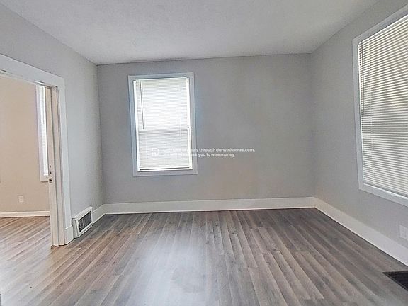 5th image of 1903 Elwood Ave