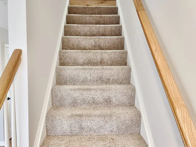36 Taylor Dr — Photo 8
