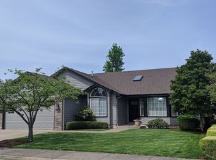 3585 Sussex St, Eugene, OR 97401