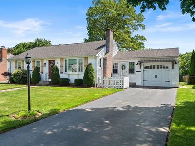 23 Revere St, Pawtucket, RI, 02861