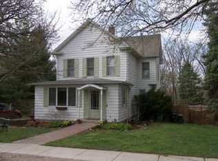 1420 24th St, Peru, IL 61354