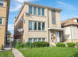 6122 W 55th St #1, Chicago, IL 60638